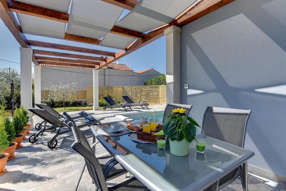 Villa Sunny Home Vodnjan Exterior photo