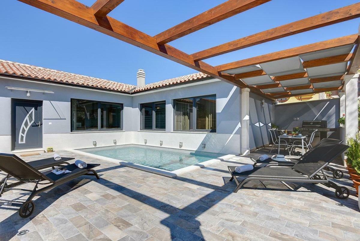 Villa Sunny Home Vodnjan Exterior photo