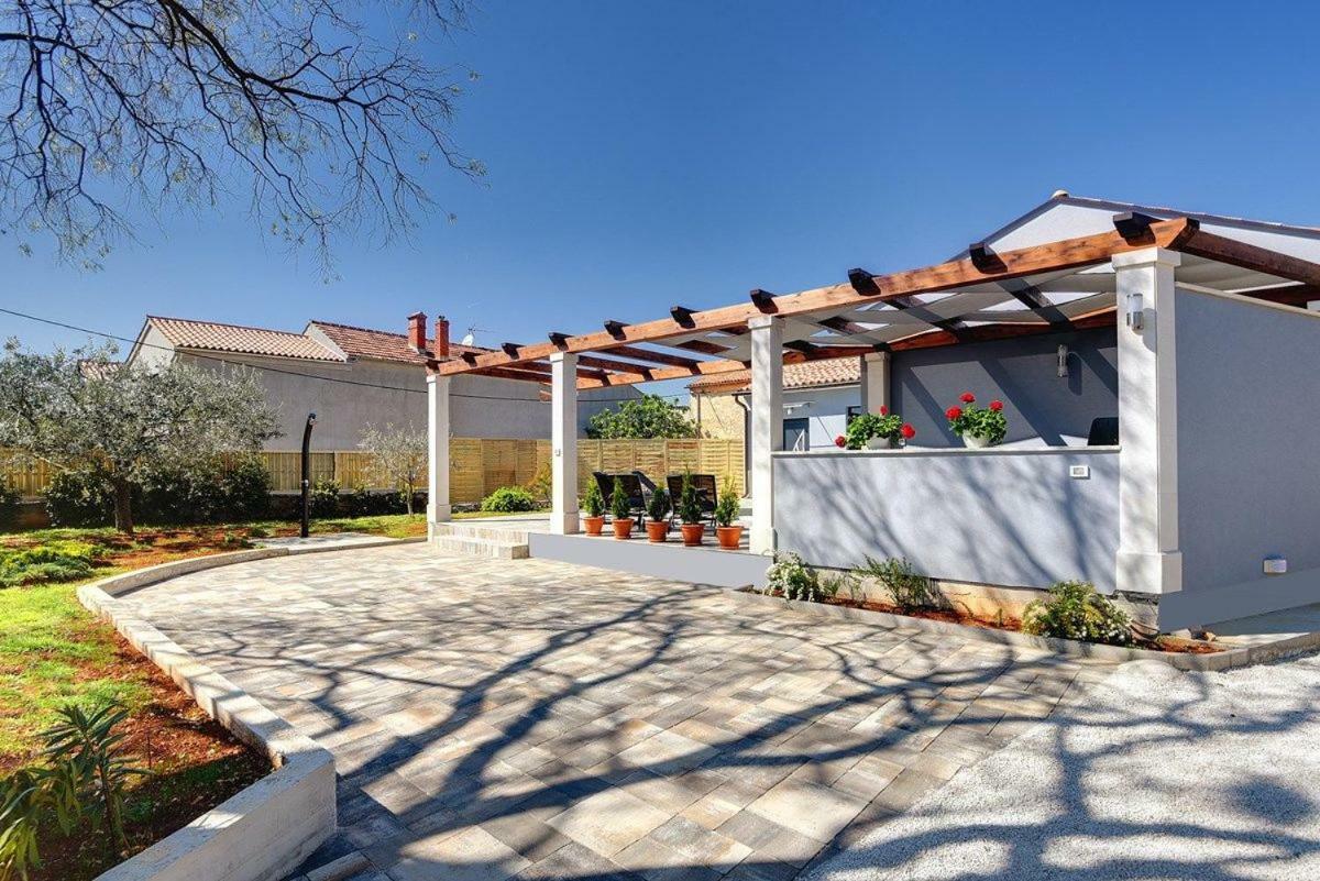 Villa Sunny Home Vodnjan Exterior photo